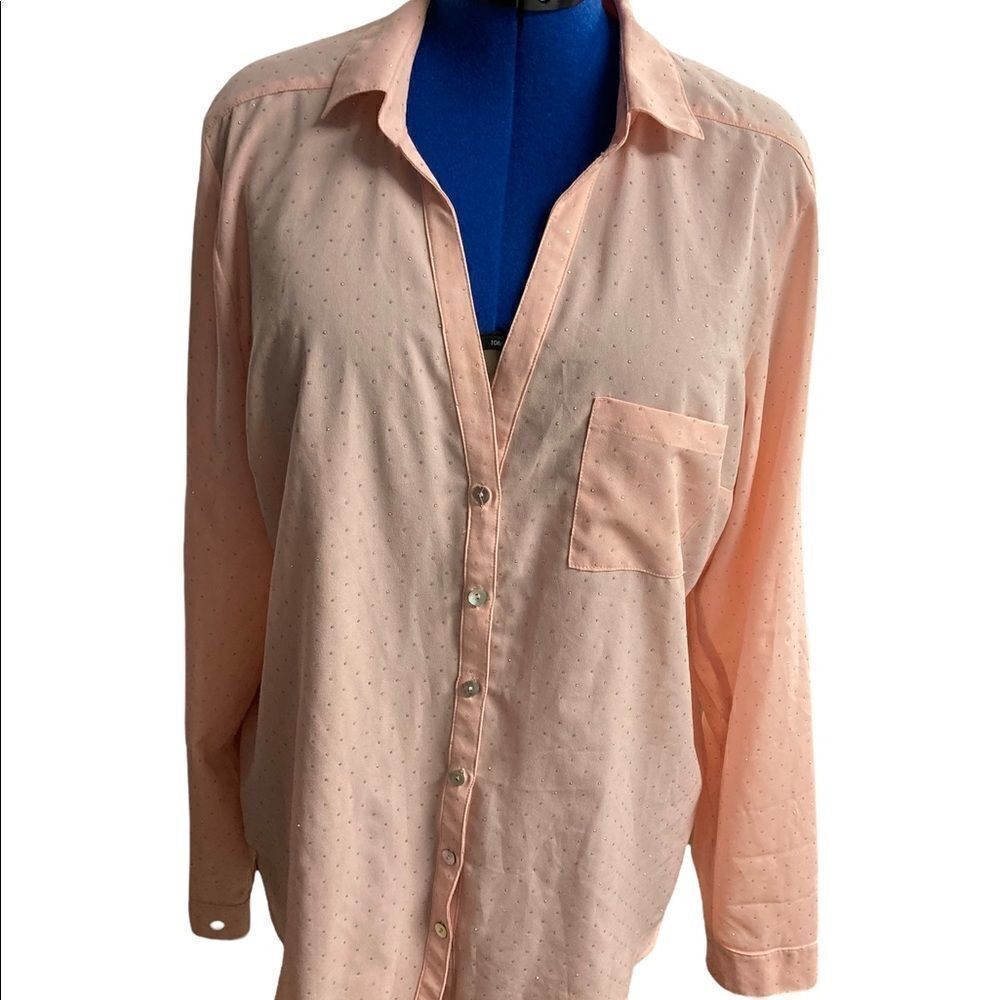 MAURICES, Women’s Peach Sparkly Top, Size 2X,Button‎ Down, Long cuffed Sleeve,
